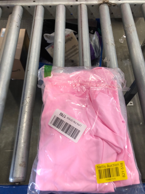 Photo 1 of ABOCIW Workout Crop Tops for Women Yoga Square Neck Long Sleeve Low Medium Support Slim Fit Cropped Athletic Shirts Gym Shirts with Built in Bra Pink Medium