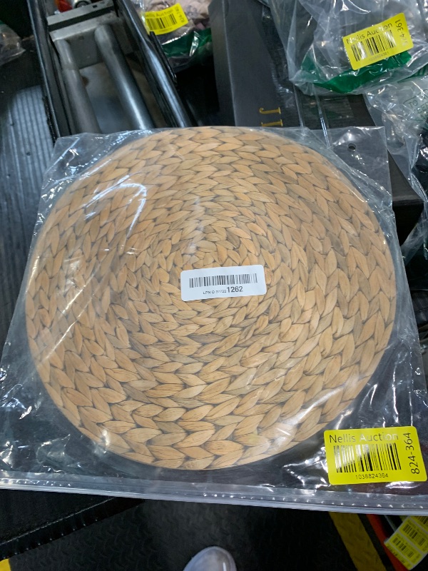 Photo 1 of 100 Pcs Disposable Woven Wooden Slice Paper Place Mats Rustic Palm Leaf Sunflower Daisy Pumpkin Woven Charger Place Mat Bulk Table Paper Placemats for Summer Spring Fall Wedding Dinner(Woven)