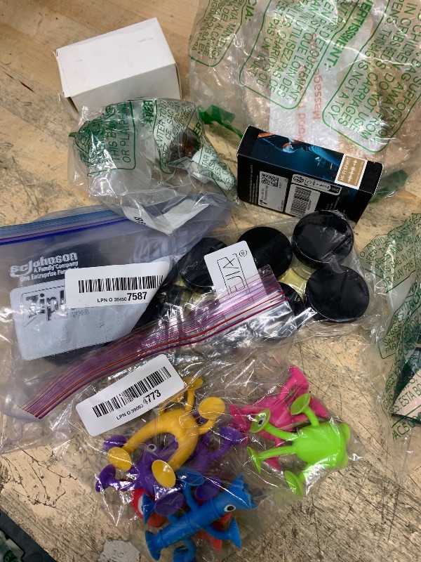 Photo 1 of **NO RETURNS 8 MISCX ITEMS 