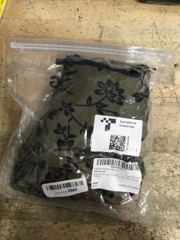 Photo 1 of (SMALL) SHENHE Women's Y2k Floral Print Deep V Neck Short Sleeve Fit and Flare Vintage Mini Dress Green Medium