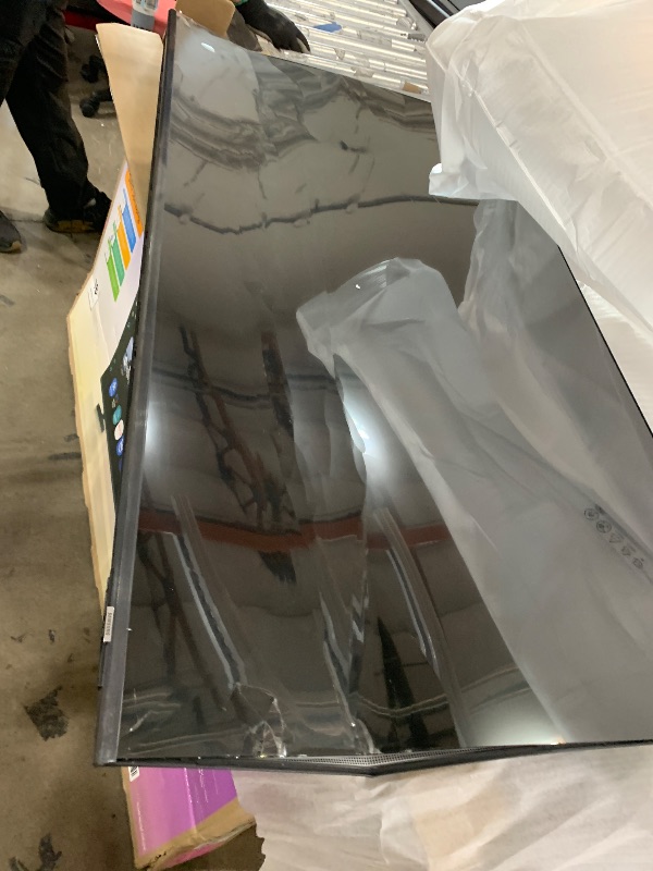 Photo 1 of *************MAJOR DAMAGE, NON-FUNCTIONAL, FINAL SALE****************
Samsung 55-Inch Class Crystal UHD U8000F 4K Smart TV (2025 Model) Endless Free Content, Crystal Processor 4K, MetalStream Design, Knox Security, Works with Alexa