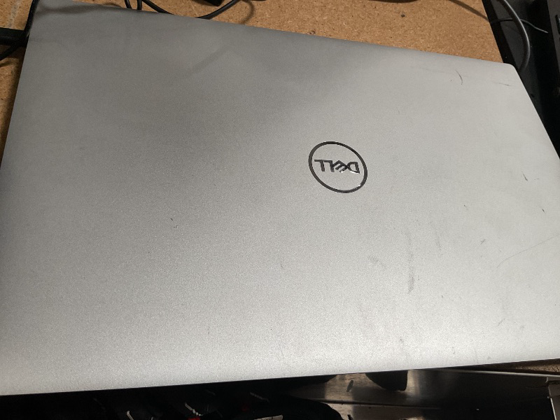 Photo 1 of (used)(damaged)(sold for parts)(repair) DELL XPS 15 9530