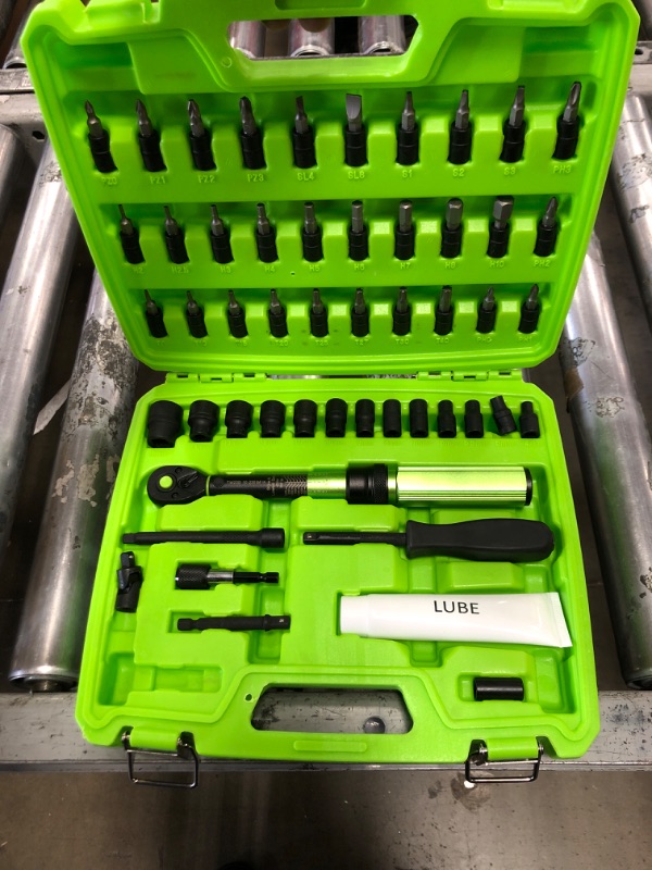 Photo 1 of 1/4 Torque Wrench, 52Pcs Dual-Range?10-230 in.lb/1-26 Nm?±3% Precision Inch Pound Torque Wrench 1/4 Drive, 72 Tooth Dual-Direction Bike Wrench Set for MTB, E-Bike, Moto Maintenance