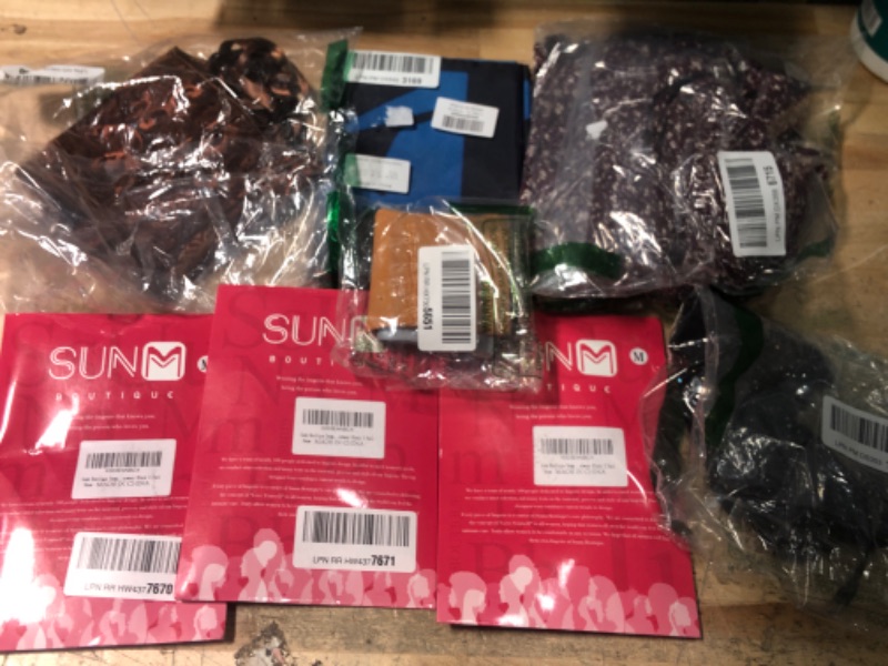 Photo 1 of ** SOLD AS IS BUNDLE OF MISCELLANEOUS AND SORTED GOODS **