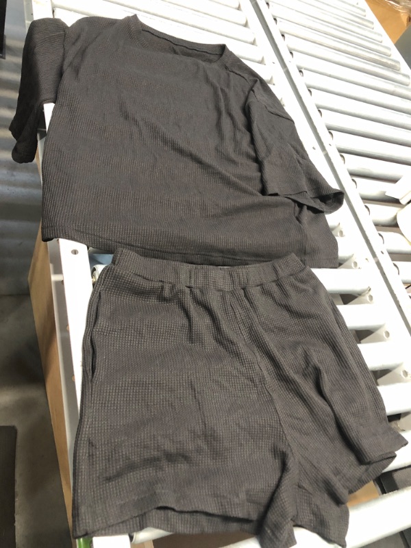 Photo 1 of (SMALL) (BAGGED) (USED/FAIR) Tankaneo Womens Short Sets 2 Piece Outfits 3/4 Sleeve Tops and Elastic Waist Shorts Lounge Set Casual Loungewear SIZE: SMALL