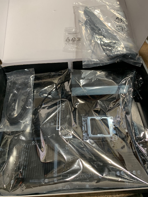 Photo 1 of *FOR PARTS ONLY* GIGABYTE B650 AORUS Elite AX AMD B650 ATX Motherboard with DDR5, PCIe 5.0, WiFi 6E, 5-Year Warranty