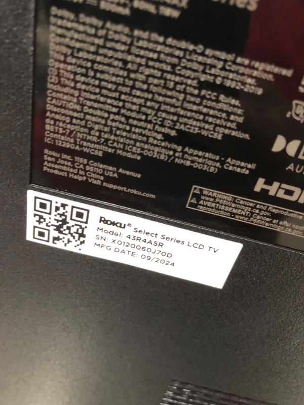 Photo 1 of **************SCREEN SMASHED, NON-FUNCTIONAL, FINAL SALE*************
Roku Smart TV – 43-Inch Select Series 4K HDR RokuTV with Roku Enhanced Voice Remote, Brilliant 4K Picture, Automatic Brightness, & Seamless Streaming – Live Local News, Sports, Family E