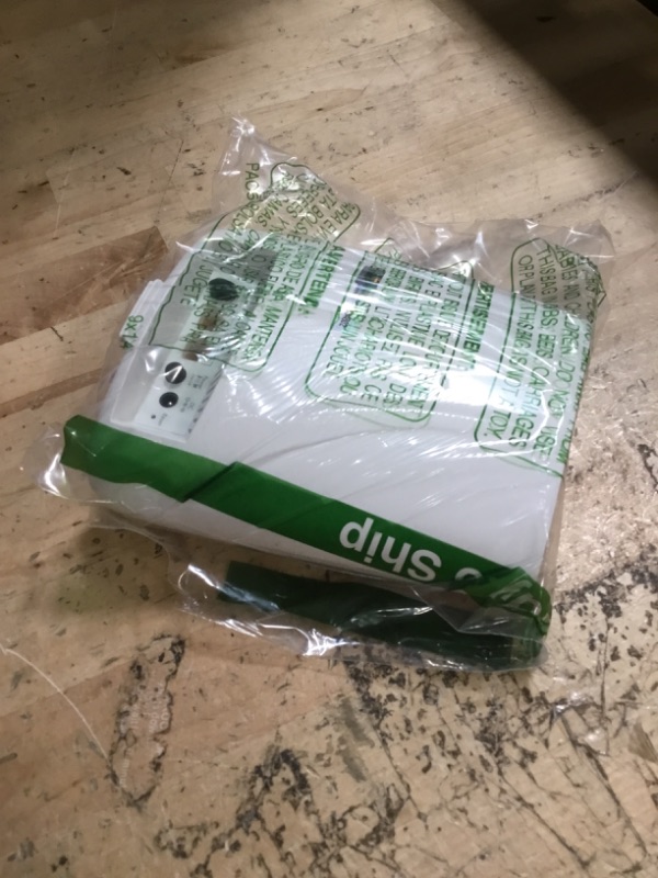 Photo 1 of *Missing Cords* NETGEAR Orbi Whole Home Wifi System Add-On Satellite - White (Renewed)