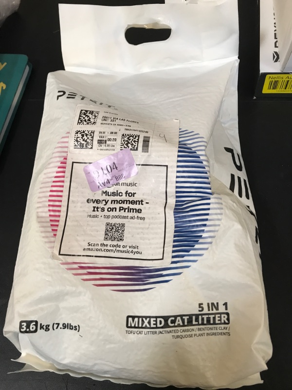 Photo 1 of PETKIT Mixed Cat Litter Fast Clumping, Flushable, Ultra Absorbent, 100% Natural Ingredients Litter, Water Dissolvable, Really Dust-Free, Low Tracking Bentonite Tofu Litter (7.9lb×2 Bags)