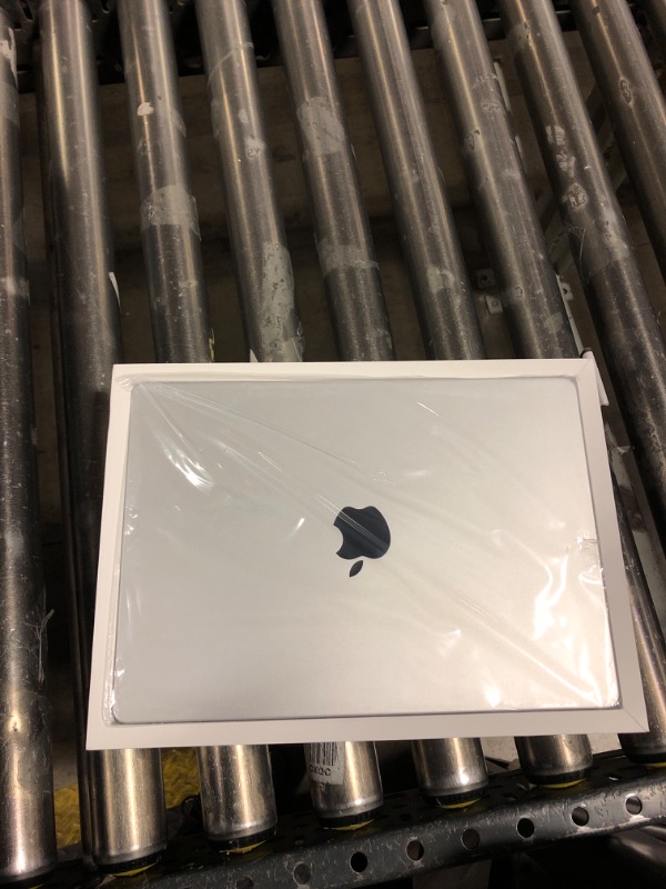 Photo 2 of Apple 2024 MacBook Pro Laptop with M4 chip with 10?core CPU and 10?core GPU: Built for Apple Intelligence, 14.2-inch Liquid Retina XDR Display, 16GB Unified Memory, 1TB SSD Storage; Silver