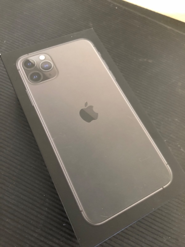 Photo 1 of Apple iPhone 11 PRO Max 64GB Hunter Green IOS Phone MWH22LL/A For Xfinity Mobile