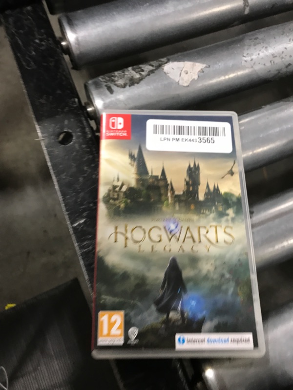 Photo 1 of Hogwarts Legacy - Nintendo Switch (European Version)