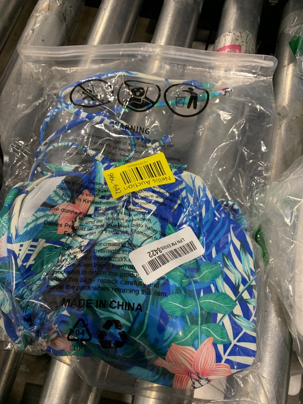 Photo 1 of BesserBay Womens Surfing Suit Zipper Rash Guard for Womens UV Sun Protection Ruched Swim Top XL Blue Floral Leaves