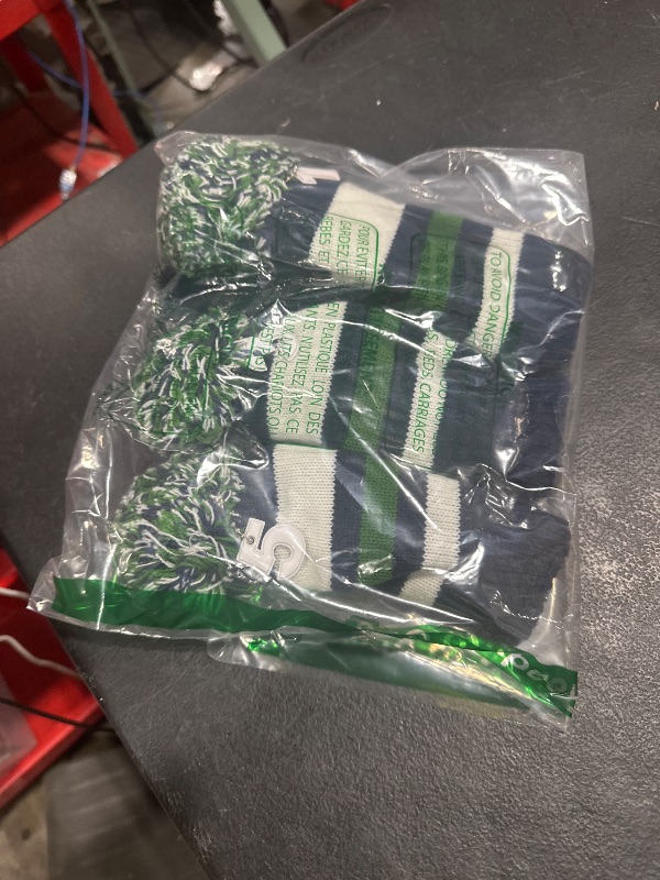 Photo 1 of Hauni Stripes Knitted Golf Club Head Covers 3 Piece Set 1 3 5 Driver and Fairway HeadCovers Fits 460cc Drivers