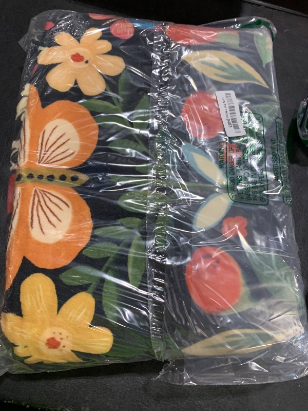 Photo 1 of LARGE FLOWER RUG 