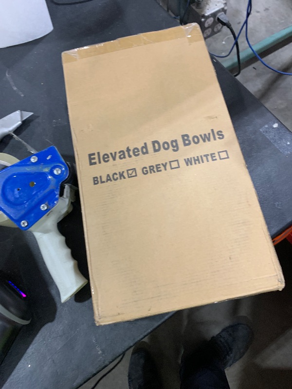 Photo 1 of Elevated Dog Bowls