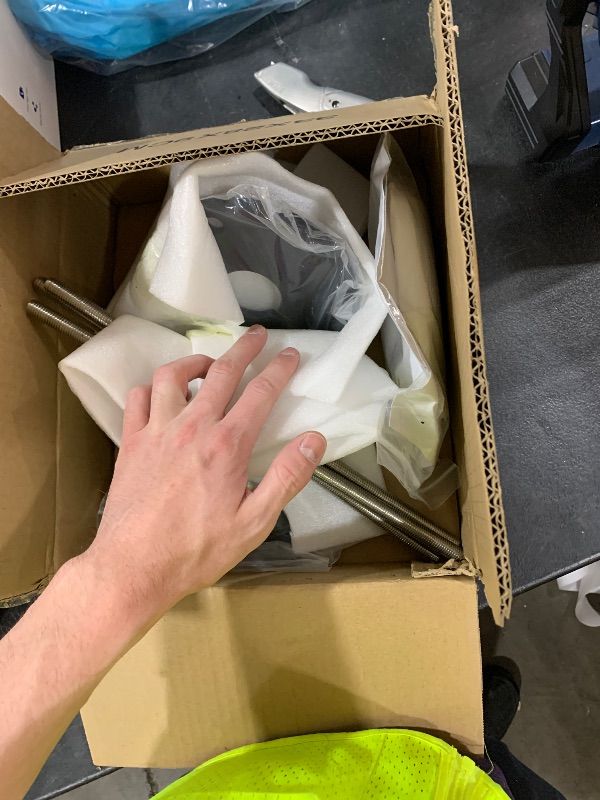 Photo 1 of Strut Compressors Shock Spring Compression Tool For Harley M8 Shock Extensions Lift Kits Softail Lowering Kit Low Rider S Street Bob Fat Boy Fat Bob Breakout Sport Glide Deluxe pre-load adjuster