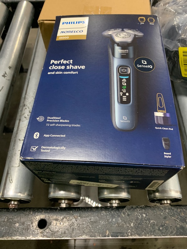 Photo 1 of Philips Norelco Shaver i9000, Wet & Dry Electric Shaver, Taubenblau, SenseIQ Technology, Triple Lift & Cut System, 360 Rotating Dual SteelPrecision Precision Blades, Beard Styler, Model X9001/91
