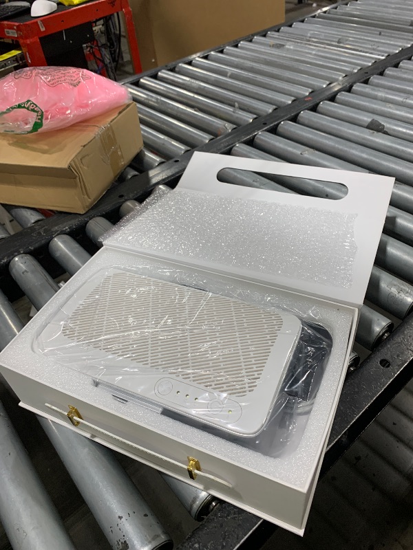 Photo 1 of AirFanta 4Lite Personal Laminar Air Purifier: New type of air purifier. Blow laminar, filtrated air stream directly to the face for breathing. Battery built-in, portable.