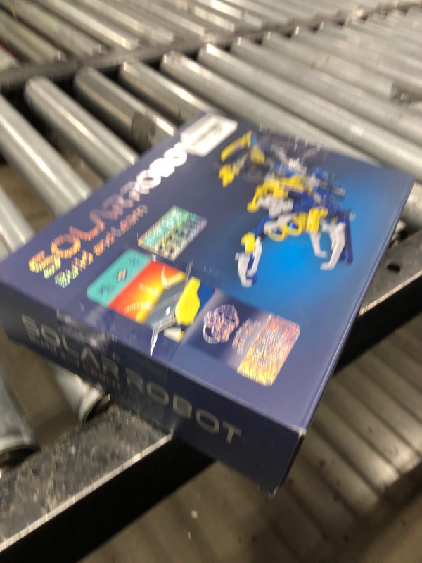 Photo 1 of OUTOGO STEM Projects 11-in-1 Solar Robot Toy for Kids Ages 8-12, Science Kits Educational Robotics to Build, Christmas Birthday Gifts for 8 9 10 11 12 13 14 Year Old Boys Girls Teens.