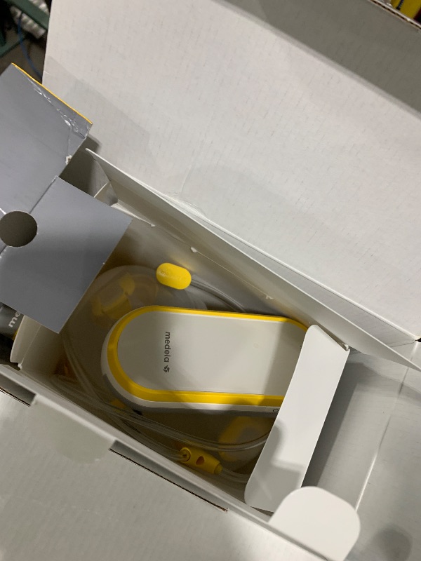 Photo 1 of Medela Freestyle Hands-Free Breast Pump | Wearable, Portable and Discreet Double Electric Breast Pump with App Connectivity
