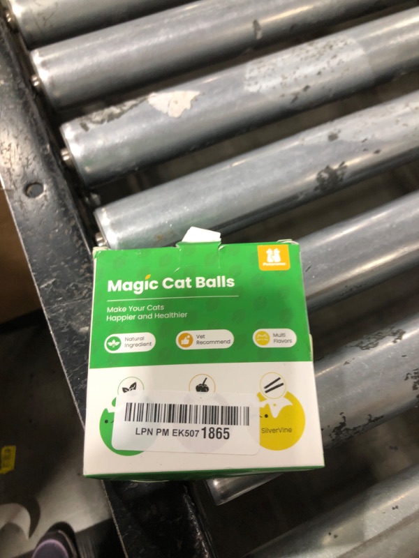 Photo 1 of MAGIC CAT BALL