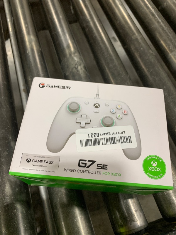Photo 1 of GameSir G7 SE Officially Licensed Xbox One Controller With Hall Effect Sticks for Windows 10/11, Xbox One, Xbox Series X/S, PC Gamepad with 3.5mm Earphone Port, Programmable Back Button