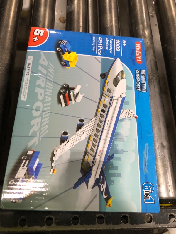 Photo 1 of WINGIFT 516 Pcs City Passenger Airplane Building Set, 6 IN1 Plane Building Blocks Toys, STEM Aircraft Bricks with Shuttle Bus, Baggage Truck,Airplanes Model Toys Gifts for Adults Boys Girls Age 6-12+