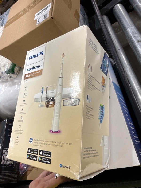 Photo 1 of Philips Sonicare DiamondClean Smart 9300 Electric Toothbrush, Sonic Toothbrush with App, Pressure Sensor, Brush Head Detection, 4 Brushing Modes and 3 Intensity Levels, Rosegold, Model HX9903/65
