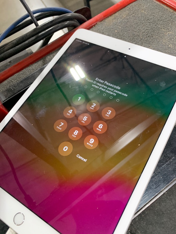 Photo 1 of Apple iPad (10.2-inch) locked unknown password 