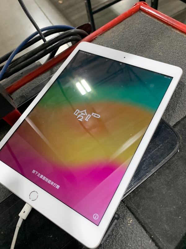 Photo 1 of Apple iPad (10.2-inch) locked unknown password 