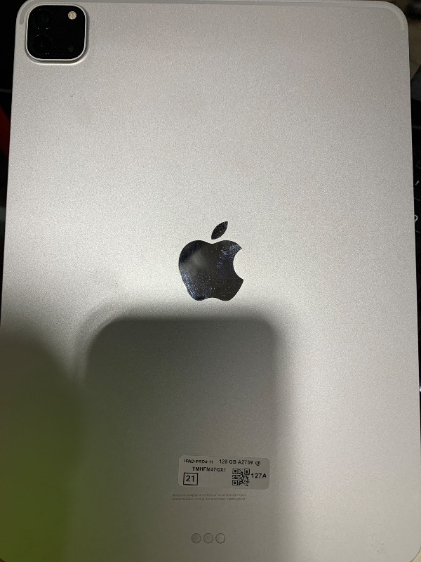 Photo 1 of Apple 2022 iPad Pro, 11-inch, Wi-Fi, 128GB - Silver (Renewed)