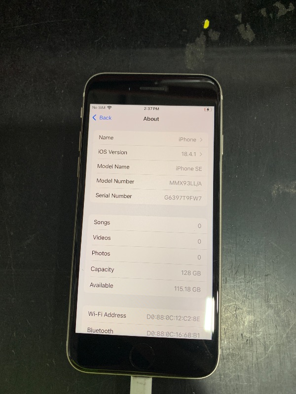 Photo 1 of Apple iPhone SE 3rd Gen, 128GB, Starlight - Unlocked (Renewed)