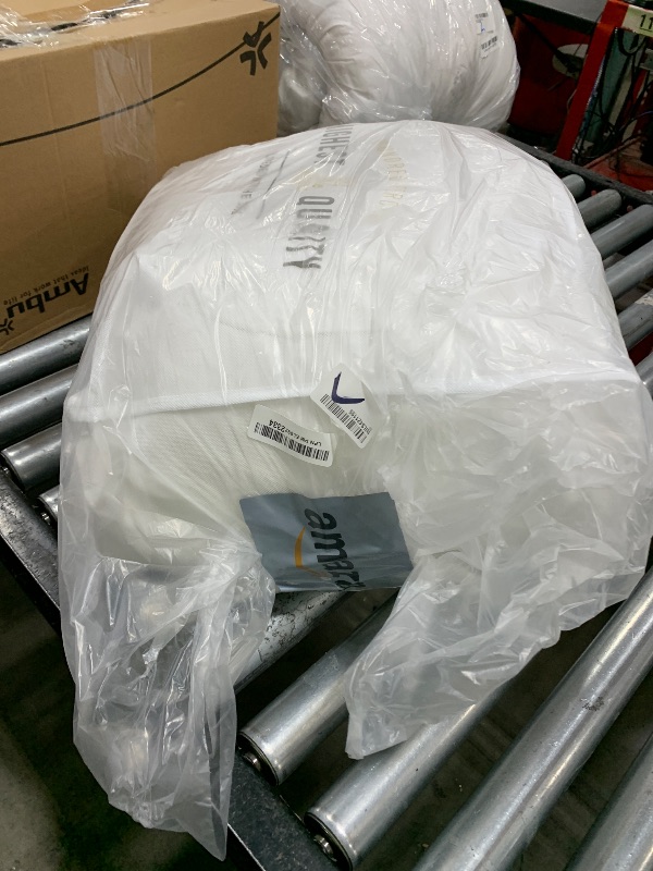 Photo 1 of L LOVSOUL 75% Goose Down Fiber Comforter King Size, 850+ Fill Power Hotel Style Bedding Comforter, 1200TC, Fluffy Ultra Soft All Season White Duvet Insert with 8 Corner Tabs