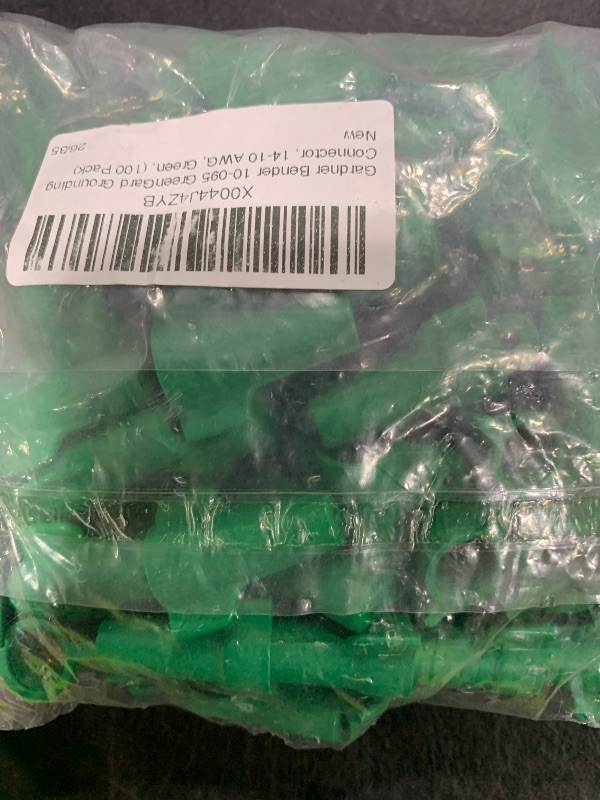 Photo 1 of Bakulyor 100Pcs Green Landscape Staples 6 Inch Garden Artificial Turf Stakes Staples, 11 Gauge Lawn Galvanized Ground Fabric Pins for Weed Barrier Sod Decorations Holding Fence and Irrigation Tubing
