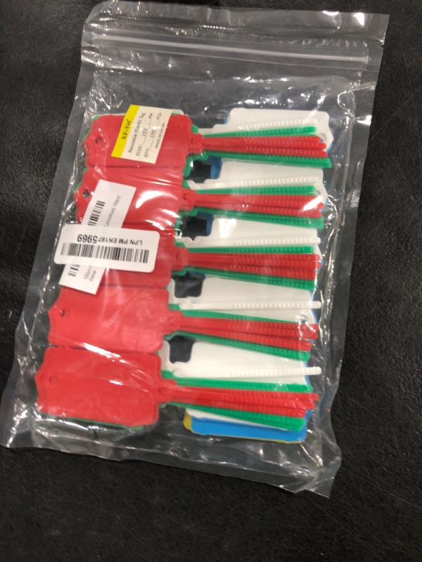 Photo 1 of 100pcs Reusable Blank Plastic Tags Ties Key Tags 1.45"*2.48" Serrated Tension Sealing Strap with Large Label Plastic Tie Mark Label Waterproof Hang Sign Write on Tag (5 Colors Mixed, 100pcs)