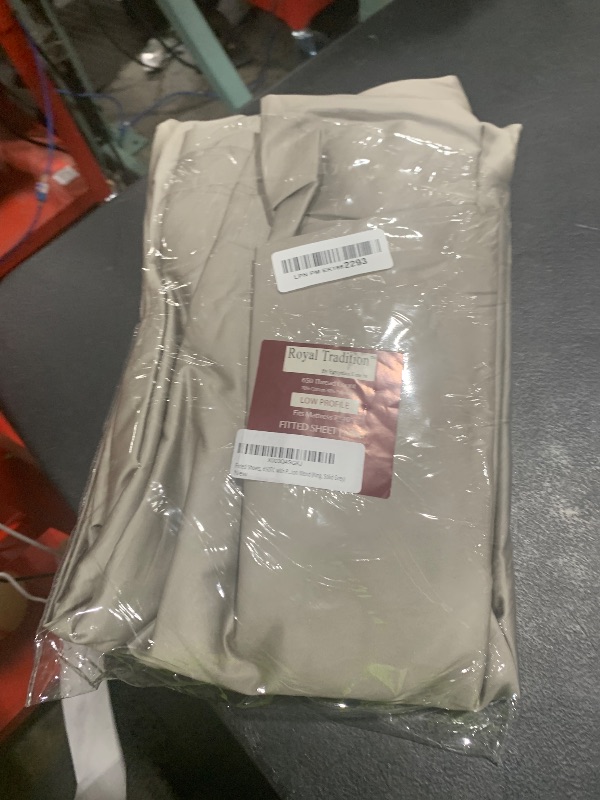 Photo 1 of Fitted Sheets, 650TC with Pockets (7-10 Inches) Perfect for Low Profile Mattresses, Cotton Blend (King, Solid Grey)