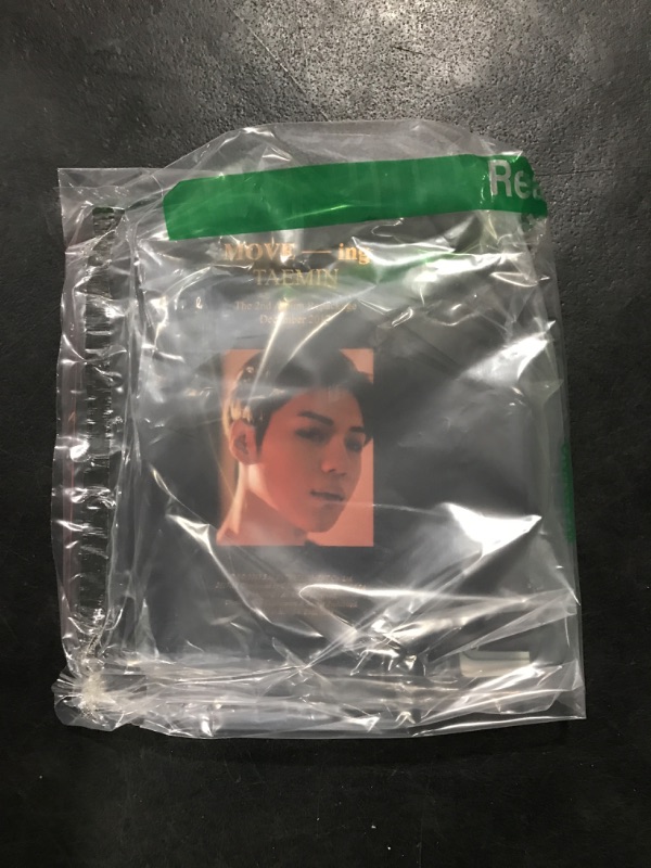 Photo 1 of Shinee Taemin - [Move-ing] 2nd Repackage CD+Booklet+PhotoCard K-POP Sealed