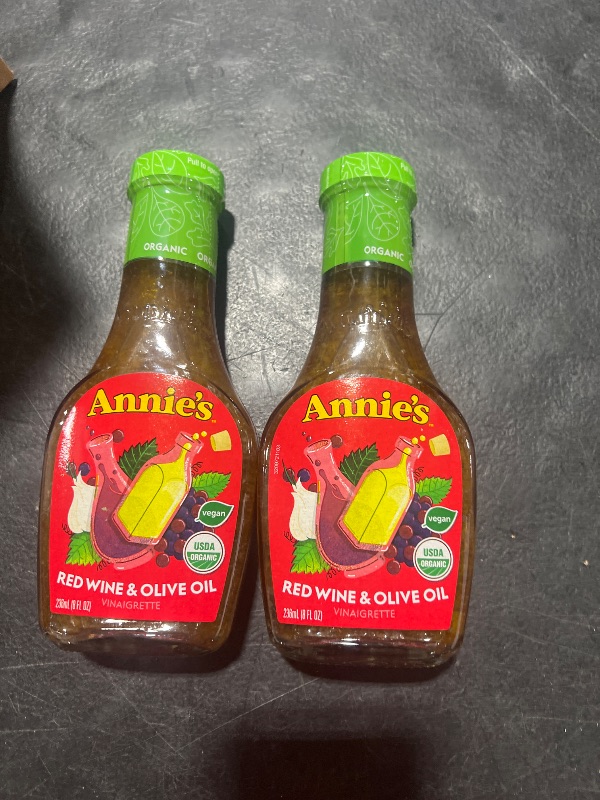 Photo 1 of Annie's Organic Red Wine & Olive Oil Vinaigrette Salad Dressing, Vegan, Non-GMO, 8 fl. oz.   bb 05-2025  2 bottles 