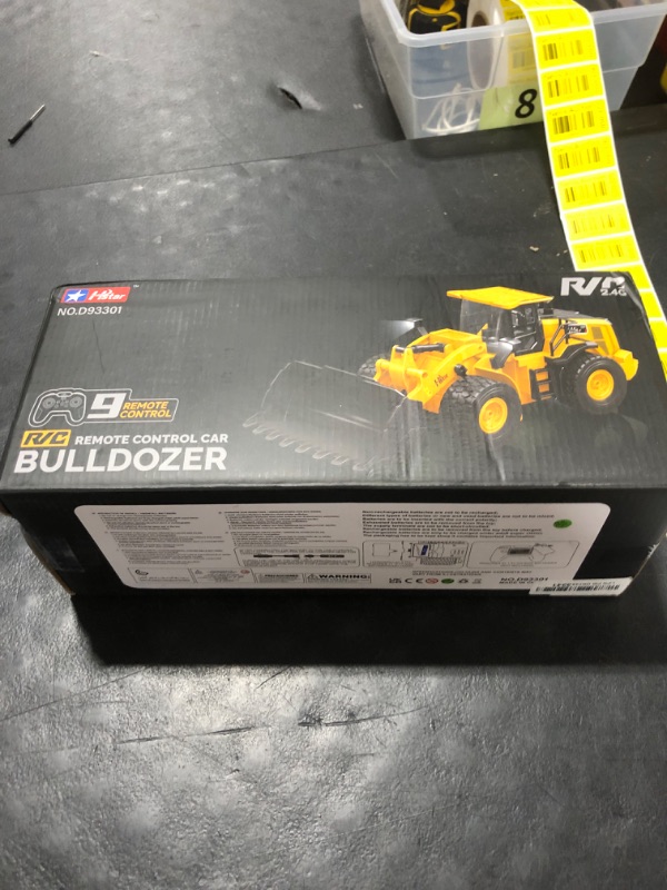 Photo 1 of 9-Channel Remote Control Wheel Loader – 1:18 Scale Construction Toy, Realistic Sounds & Lights, All-Terrain TPR Rubber Tires, Perfect for Kids & Adults, 100-Minute Battery, Great Gift for Birthdays