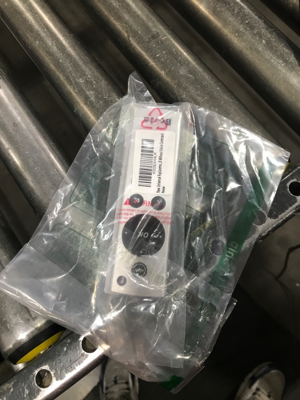 Photo 1 of Universal Replacement Remote for Apple TV 4K/ Gen 1 2 3 4/ HD A2843 A2737 A2169 A1842 A1625 A1427 A1469 A1378 A1218, No Voice Command Included