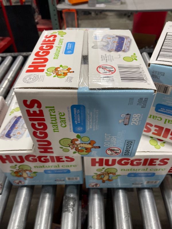 Photo 2 of Huggies Natural Care Refreshing Baby Wipes, Hypoallergenic, Scented, 6 Flip-Top Packs (288 Wipes Total)