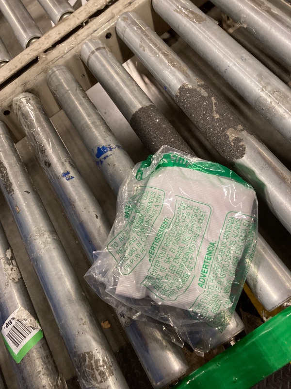 Photo 1 of iGENJUN Womens Spaghetti Sleeveless V Neck Ribbed White Tank Tops for Women Backless Slim Fitted Soft Summer Outfits Basic Camisole Shirts,S,White