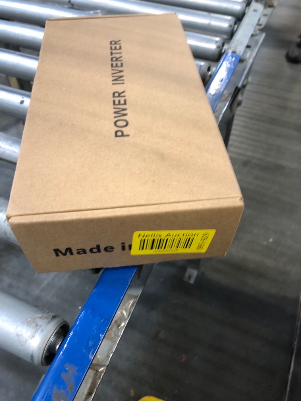 Photo 1 of 2000w Power Inverters Car Power Inverter Car Inverter 12v to 110v Rv Power Inverter 12v Power Inverter Car Outlet Adapter Car Plug Converter Car Converter Car Adpter Converter Power Converters