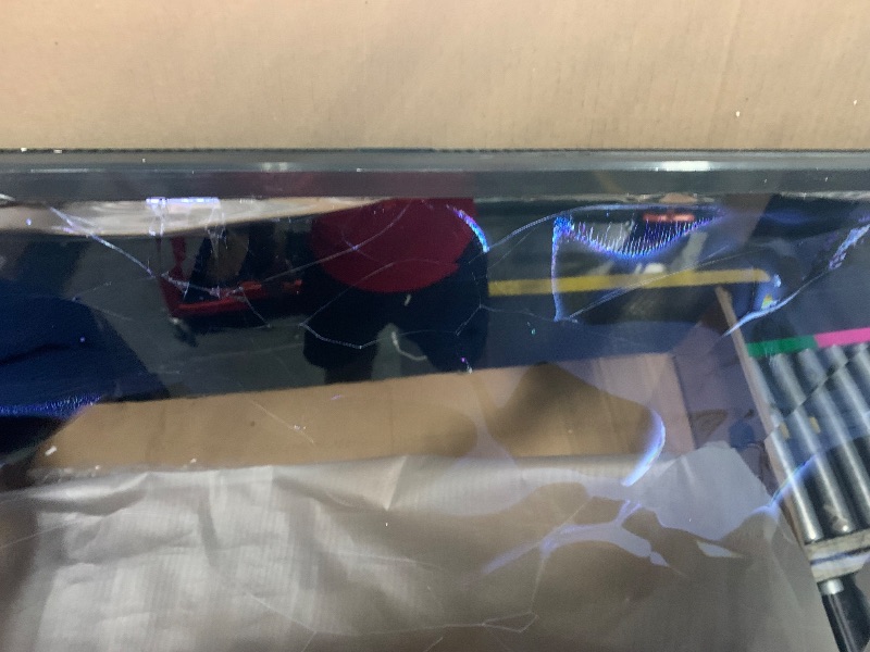 Photo 1 of 85” Class DU7200 Series Crystal UHD 4K Smart Tizen TV (2024) (SALE FOR PARTS)