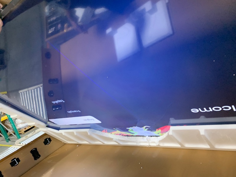 Photo 1 of 85” Class DU7200 Series Crystal UHD 4K Smart Tizen TV (2024) (SALE FOR PARTS)