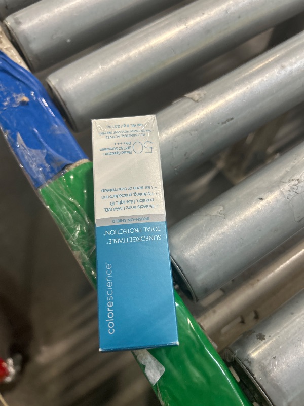 Photo 1 of Colorescience Sunforgettable Total Protection Brush-On Sunscreen Mineral Powder for Sensitive Skin, Tan, 0.21 Oz (Pack of 1)