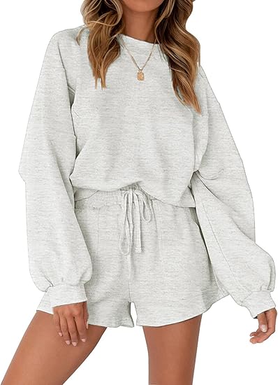 Photo 1 of ***MEDIUM SIZE*** MEROKEETY Women's 2025 Fall Oversized Batwing Sleeve Lounge Sets Casual Top and Shorts 2 Piece Outfits Sweatsuit
