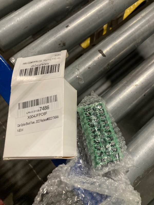 Photo 1 of Can Splice Block Fuse Connector Green 20 Way Fit for Chrysler Pacifica Jeep Wrangler 2017-2022 Replace#68321746AA 2-2272352-5