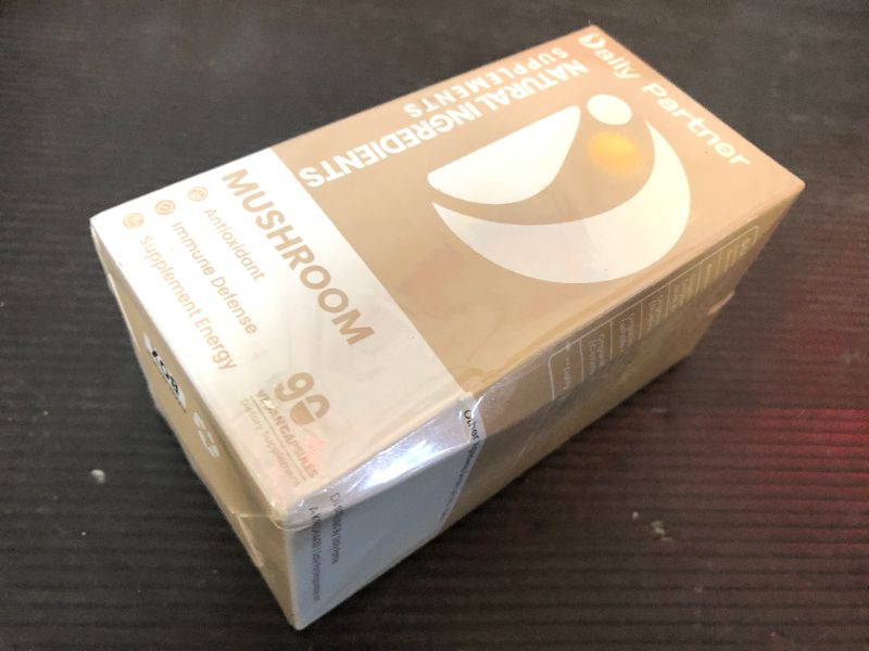 Photo 1 of exp date 09/2026--Mushroom Supplement - Lion's Mane, Cordyceps, Reishi, Turkey Tail - Nootropic Coffee Powder for Memory, Focus, Immune Support - 90 Servings, Organic Mushroom Complex, Vegan,Capsule Box Included